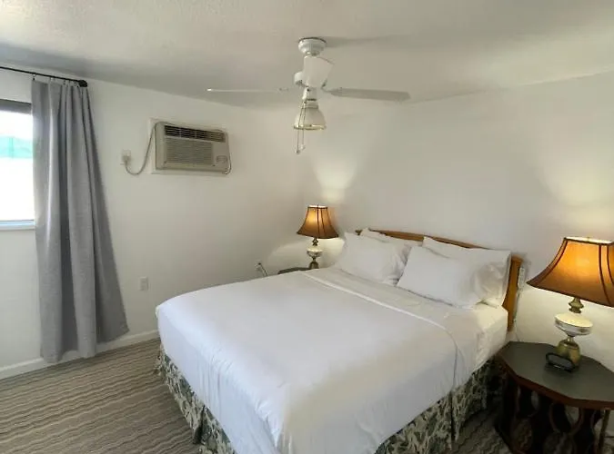The Aztec & Creative Space 5*