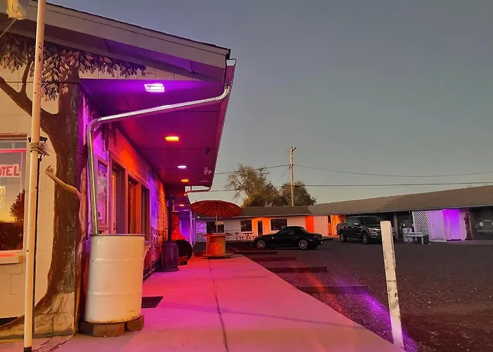 The Aztec & Creative Space Motel 5*