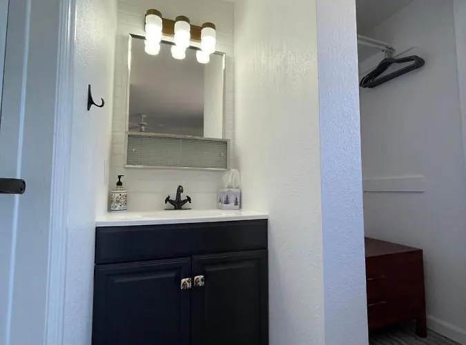 The Aztec & Creative Space 5* Seligman