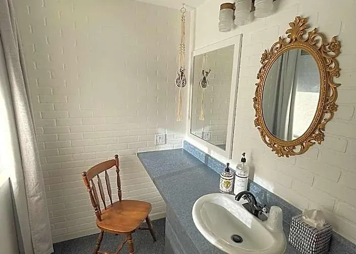 The Aztec & Creative Space Motel 5*